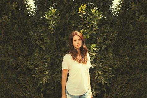 The great collection of lana del rey 2018 wallpapers for desktop, laptop and mobiles. Lana Del Rey Wallpapers Images Photos Pictures Backgrounds