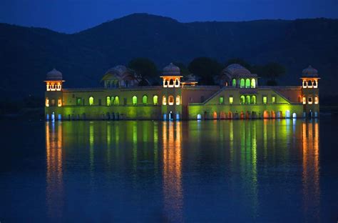 Places To Visit Before You Die Jal Mahal Place To Visit In Jaipur