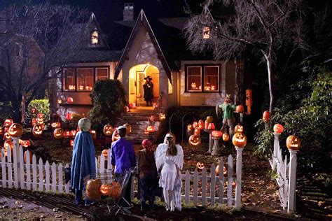 How To Find The Best Candy Houses On Halloween Total Mortgage Blog