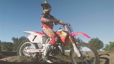 We had a sense for what we wanted before we same in, and test drove the vehicle to confirm it was what we wanted. BTS: Ken Roczen Remakes SX Legend Jeremy McGrath's Iconic ...