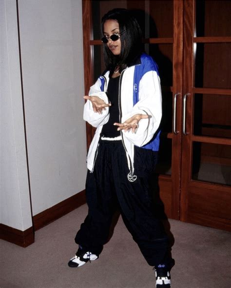 Aaliyah Had The Best Tomboy Style Aaliyah Style Aaliy