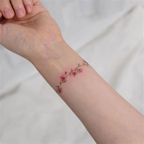 Flower Wrist Tattoo Bracelet Flowerwristtattoocoverup