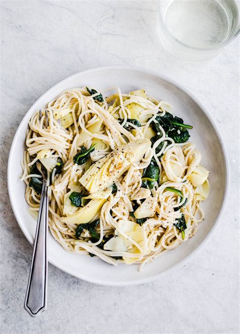 This Gluten Free Spinach Artichoke Pasta Recipe Makes For A Simple