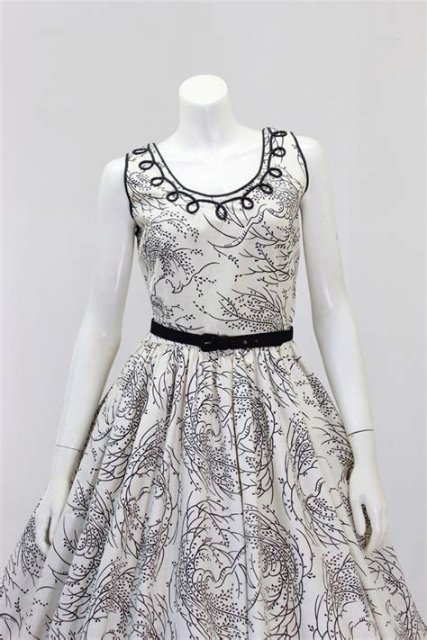 1950s Tree Print Dress 1950s Fit And Flare Fit And Gem