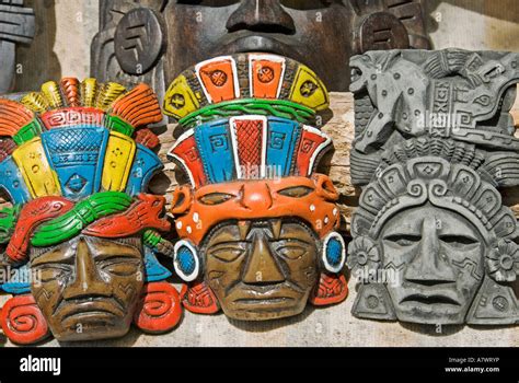 Arts And Crafts Of The Mayas Chichen Itza Mexico Stock Photo Alamy