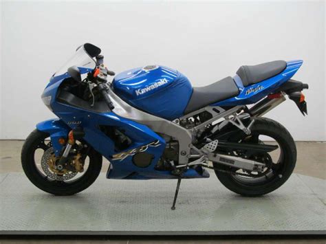 Silencieux sport homologué + kit d'assemblage réduction de la chaleur. Buy 2003 Kawasaki NINJA ZX-6R 636 Sportbike on 2040-motos