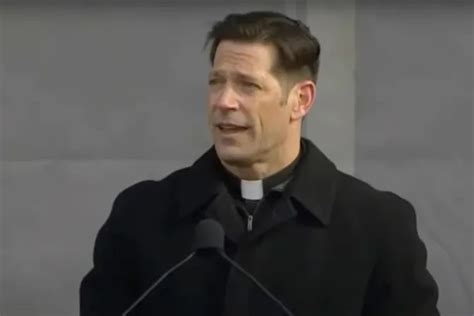 Father Mike Schmitz Illustrates Pro Life Position With ‘gunshot Wound