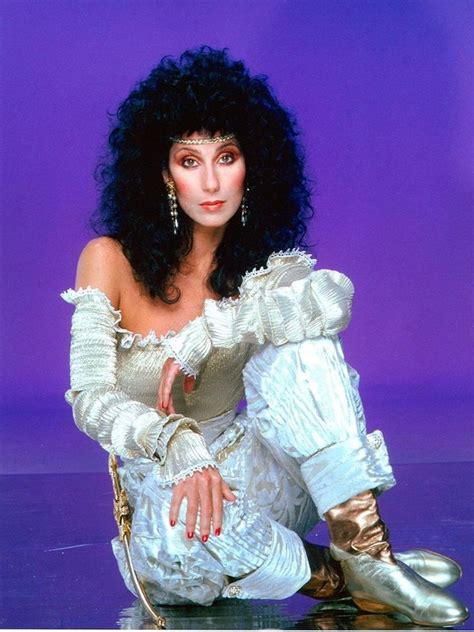 Cher Style File Ellemag Cherokee Cher 80s Cher Costume Divas Pop