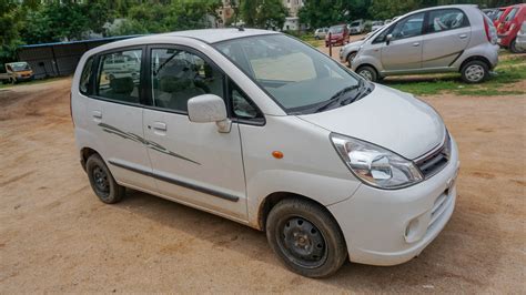 This car has front drive, engine with 993 cc (in g10b) or 1527 cc (diesel. Maruti Suzuki Zen Estilo Vxi Bs Iv - Mahindra First Choice