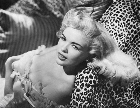 from marilyn monroe to jayne mansfield 11 classic pinup beauties from the past