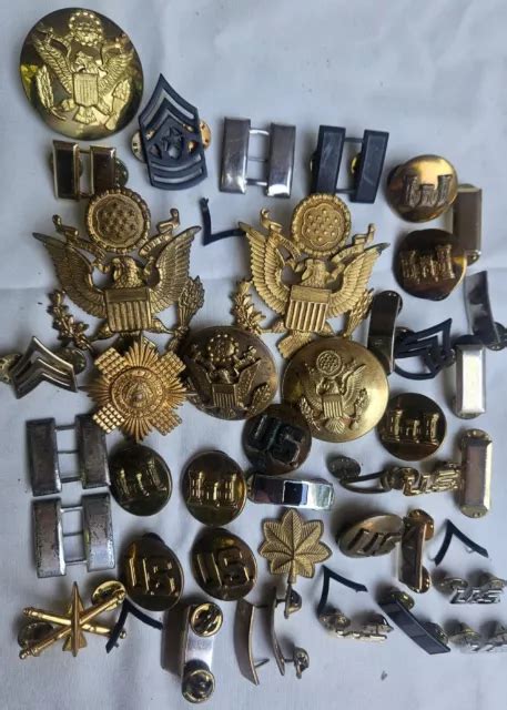 Lot Of Us Army Military Uniform Hat Collar Unit Rank Pins Badges