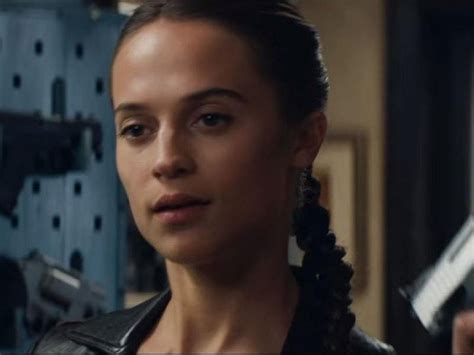 Alicia Vikander Stars As Lara Croft In First Tomb Raider Trailer