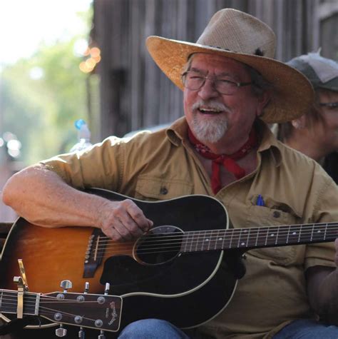 Texas songwriters' mentor Kent Finlay dies