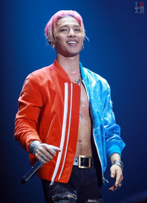 Taeyang (big bang) — wedding dress (instrumental) 04:00. Taeyang - MADE Tour in HK | Big Bang | Pinterest | Bangs ...