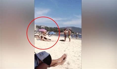 Video Captures Sunbathing Girl Getting Huge Shock When Beachgoer Does This Life Life And Style