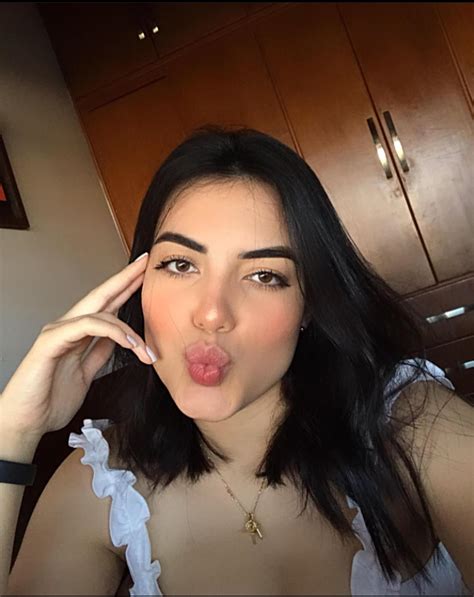 dm for more $$ : r/Pouting