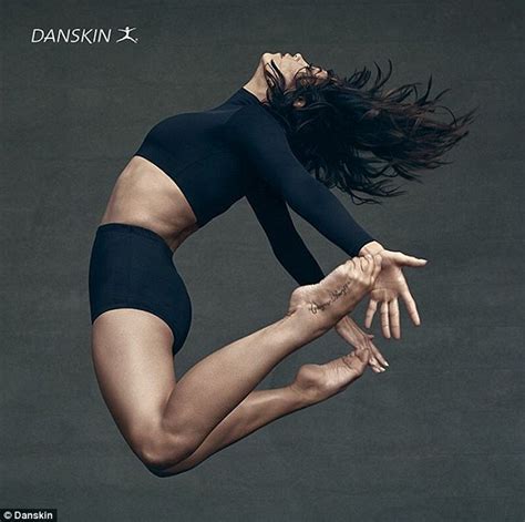 Jenna Dewan Tatum Displays Dancers Legs For Danskin Advert Campaign Daily Mail Online