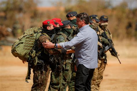 Exército Monitora Possível Conflito Com Planalto Sobre Vacinação