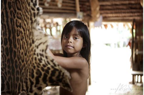 Bora Tribe Portrai Girl Perutravel Photographer Travel And Portrait