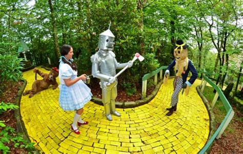 Land Of Oz Theme Park Reopens Local News