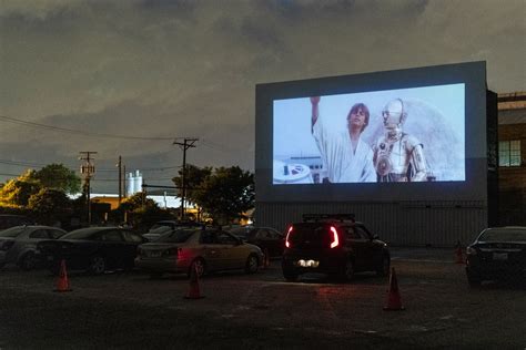 Drive In Movie Theaters Open In Chicago Bridgeview More On The Way