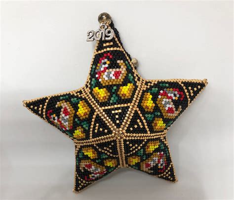 Pin By Irene Chang On Beaded Star Beaded Christmas Ornaments
