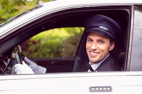 Tips And Tricks Limousine Driving Etiquette Coachwest