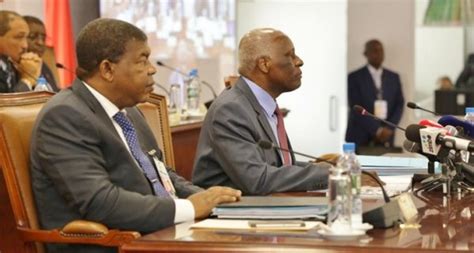 João Lourenço Nomeia José Eduardo Dos Santos Para O Conselho Da República Ver Angola