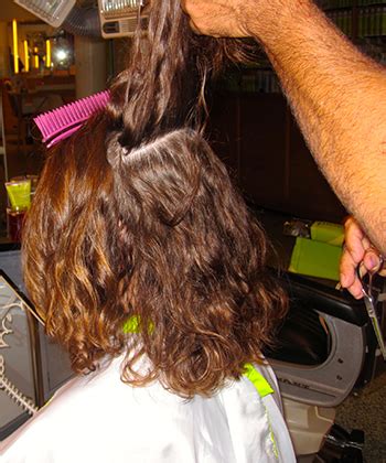 We did not find results for: Before & After: I Got a Deva Cut | NaturallyCurly.com