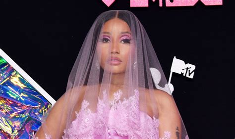 Nicki Minaj Suffers Wardrobe Malfunction In Bridal Themed Barbie Look As Host Of Vmas 2023