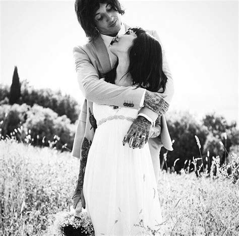 They got married in 2017. The Sykes wedding. Tuscany, Italy. Oliver and Hannah Sykes ...