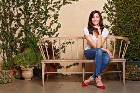 Becca Kufrin S The Bachelorette Season Exceeded Producers Expectations According To Franchise