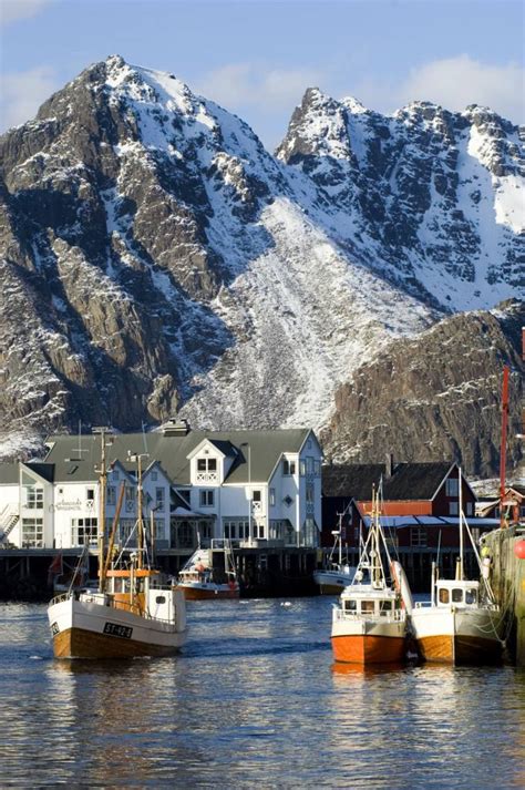 Lofoten Islands Hurtigruten Land Excursion Fjord