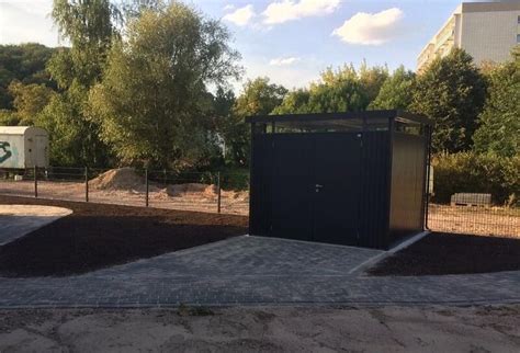 Stilvolle Gartenh Tte Aus Metall Mit Flachdach