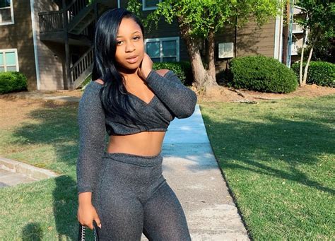 Lil Wayne S Daughter Reginae Carter Is Glowing In New Sizzling Photos After Splitting From Yfn