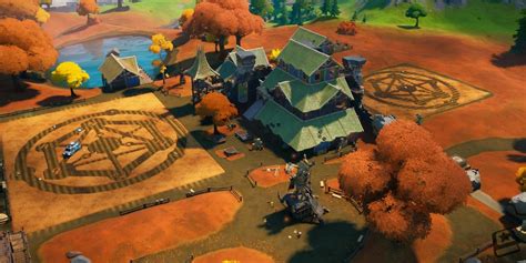 Fortnite More Alien Invasion Evidence Appears At Colossal Crops