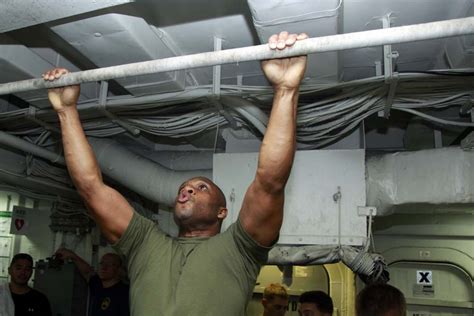 Peleliu Holds Pull Up Challenge At Sea 15th Marine Expeditionary Unit