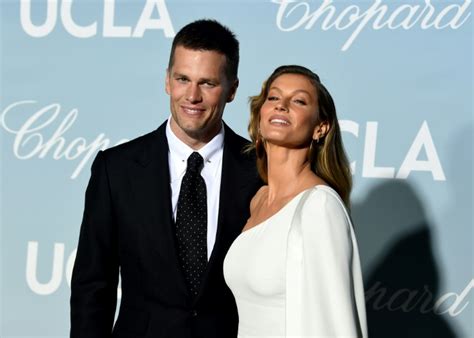 gisele bündchen shows off fit physique in crop top after ex tom brady s thirst trap post