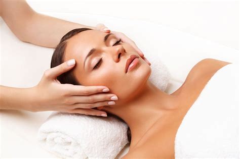 Stem Cell Facial Face Massage Laser Facial Spa Treatments