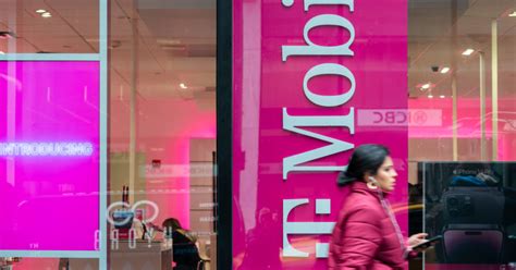 Is Your Phone Company T Mobile The Data Of Million Customers Was Stolen By Hackers The