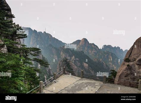 Yellow Mountainsmount Huangshana Mountain Range In Southern Anhui