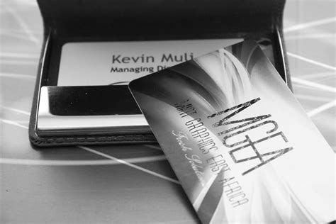 Mini cards, also known as slim cards come in at 3.5″ x 1.5″ and are really cool because they are essentially the same size as regular business cards, just a bit slimmer. Recommended Business Card Sizes | Mint Blog