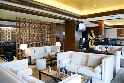 Each evening, guests can enjoy a drink in the comfortable lounge bar. Sama-Sama Hotel, 442 newly renovated guestrooms connected ...