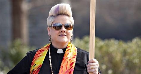 Pastor Fired From Methodist Church For Marrying Lesbian Couple Huffpost Uk Queer Voices