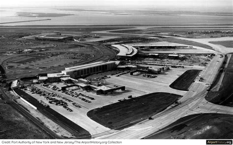 The History Of Jfk Airport The American Airlines Terminal