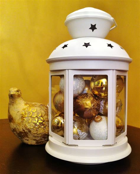 Bonnieprojects Lantern And Ornaments Centerpiece