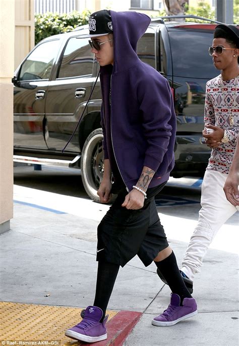 justin bieber wears knee high socks on day out with lil twist daily mail online