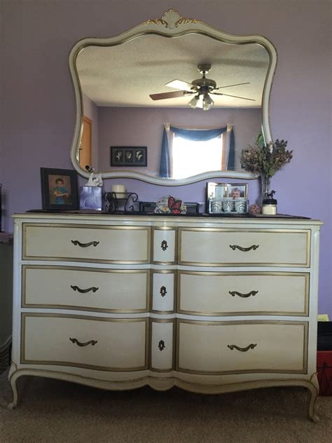 Maybe you would like to learn more about one of these? I Have A Vintage Drexel French Provincial Bedroom ...