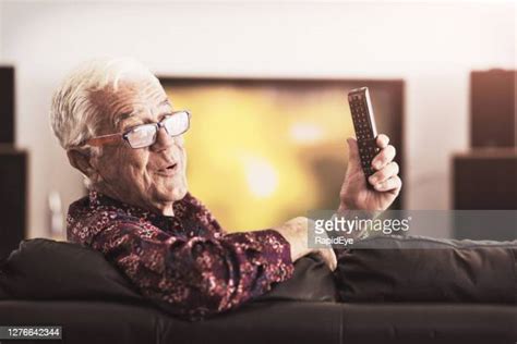 Old Man Shocked Foto E Immagini Stock Getty Images