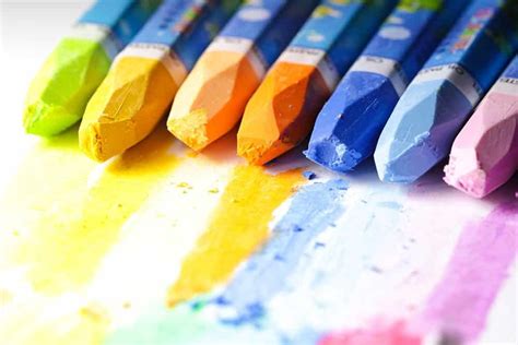 Soft Pastels Vs Oil Pastels See How They Are Completely Different